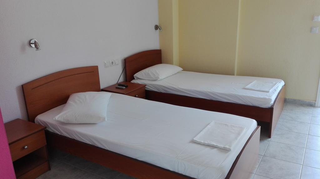 Familia Hotel Loutra Volvis Екстериор снимка