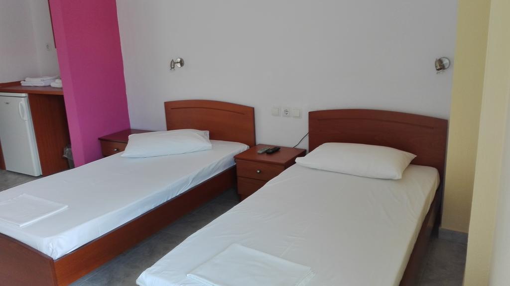 Familia Hotel Loutra Volvis Екстериор снимка