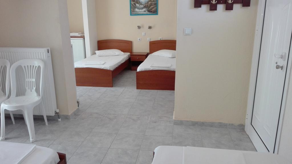 Familia Hotel Loutra Volvis Екстериор снимка