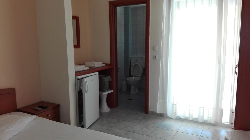 Familia Hotel Loutra Volvis Екстериор снимка
