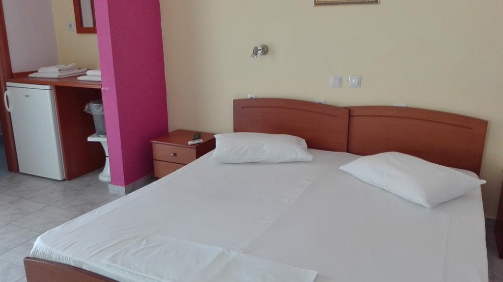 Familia Hotel Loutra Volvis Екстериор снимка
