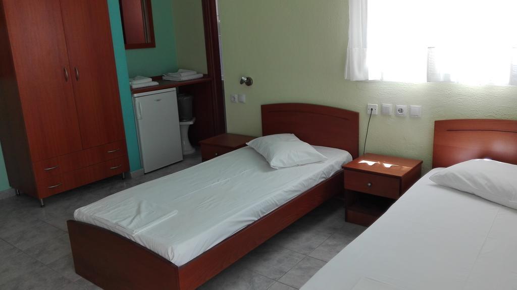 Familia Hotel Loutra Volvis Екстериор снимка