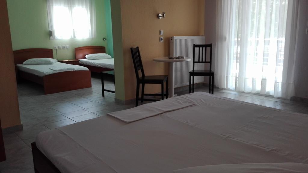 Familia Hotel Loutra Volvis Екстериор снимка