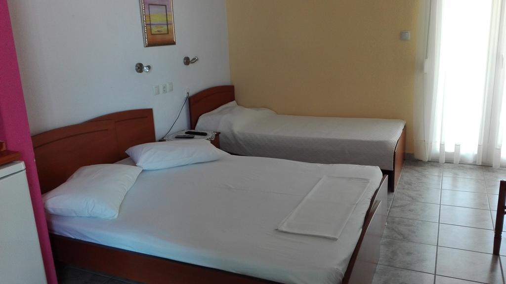 Familia Hotel Loutra Volvis Екстериор снимка