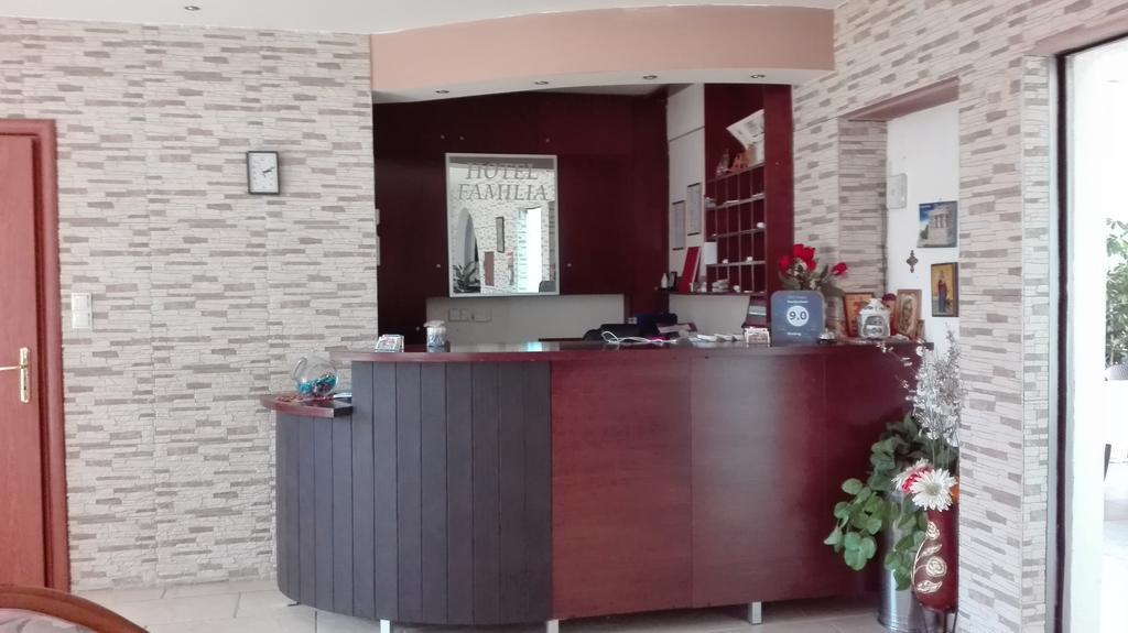 Familia Hotel Loutra Volvis Екстериор снимка